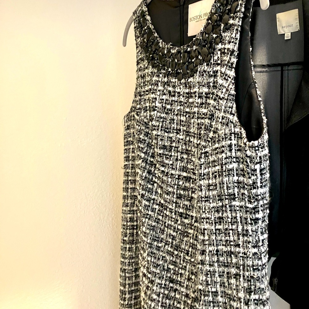 Party knee length sleeveless dress